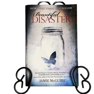 Beautiful Disaster by Jamie McGuire Book